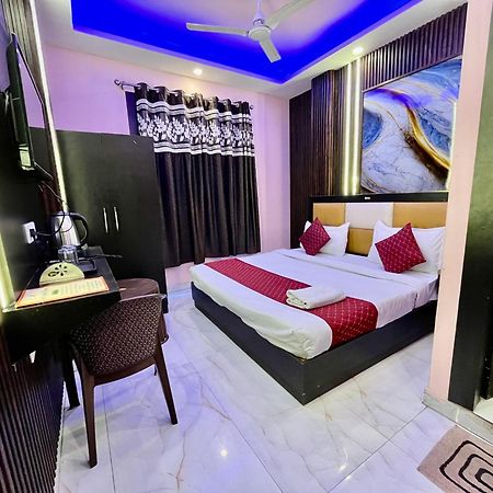 Jupiter Plaza Delhi Airport Hotel New Delhi Exterior photo