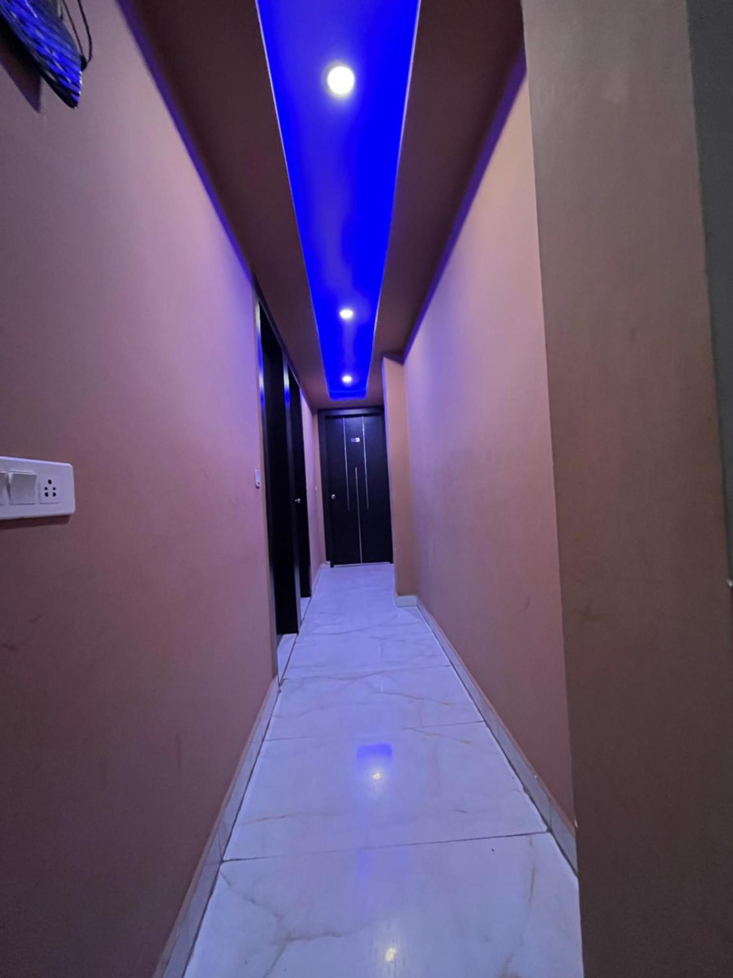 Jupiter Plaza Delhi Airport Hotel New Delhi Exterior photo