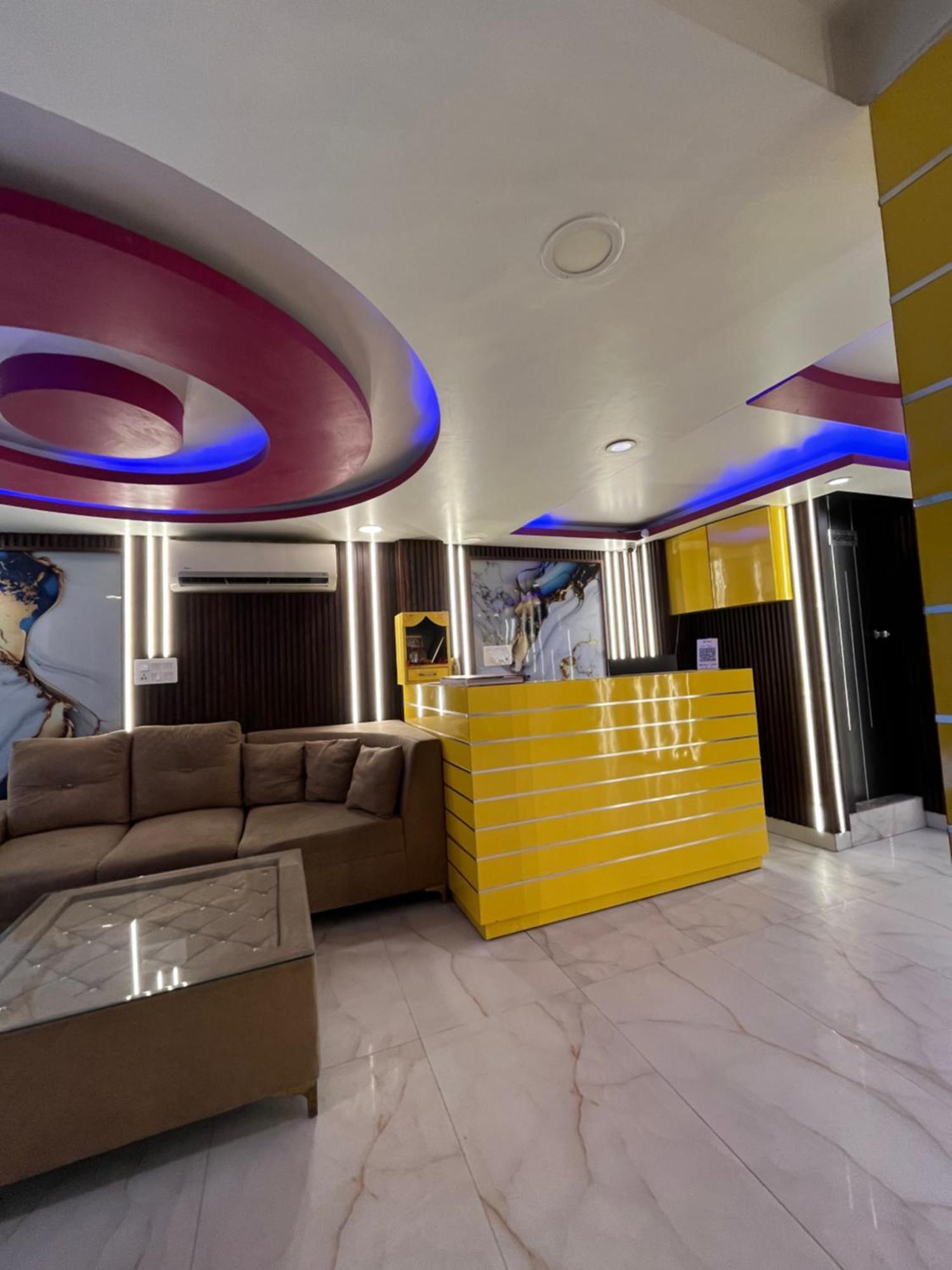 Jupiter Plaza Delhi Airport Hotel New Delhi Exterior photo